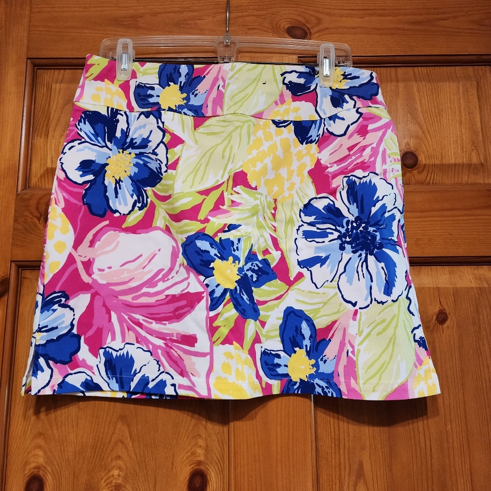 Raffaella Ladies Skort, Size M, NWOT